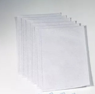 15×22cm 16×23cmのサイズとほこりのない非編まれた使い捨て可能な洗浄手袋